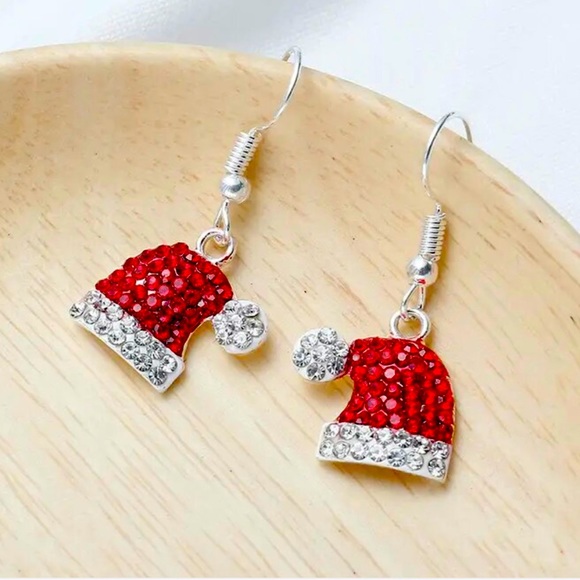 Santa Hat Earrings NWT - Picture 1 of 6